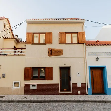 Moana House Casa de Férias Leiria
